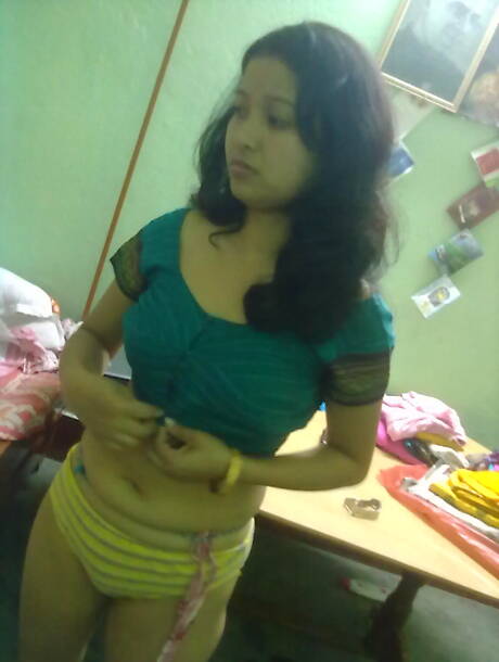 Desi Papa are excited to present you with xxx gallery showcasing Indian Babe xxx gallery 257316